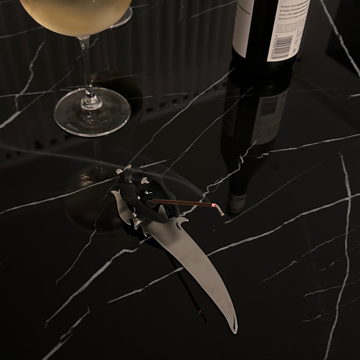 HUSK INCENSE HOLDER – STONE BLACK